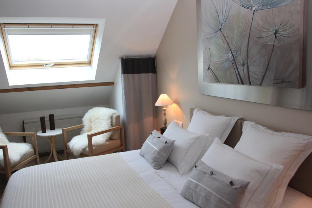 Au Coeur Des Hôtes Steenvoorde Zimmer foto