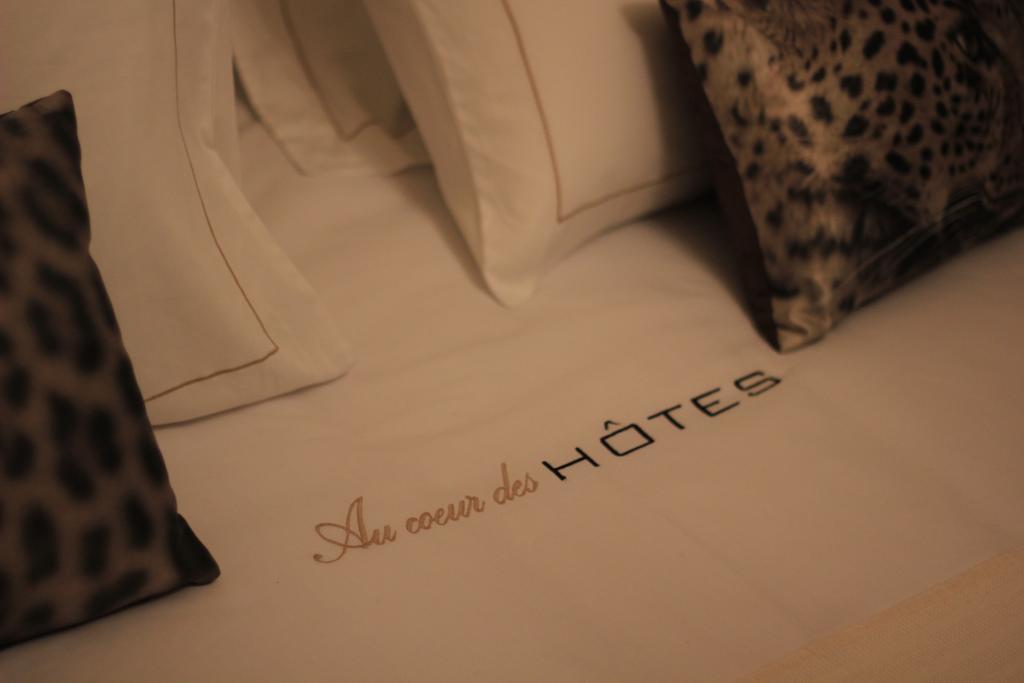Au Coeur Des Hôtes Steenvoorde Zimmer foto