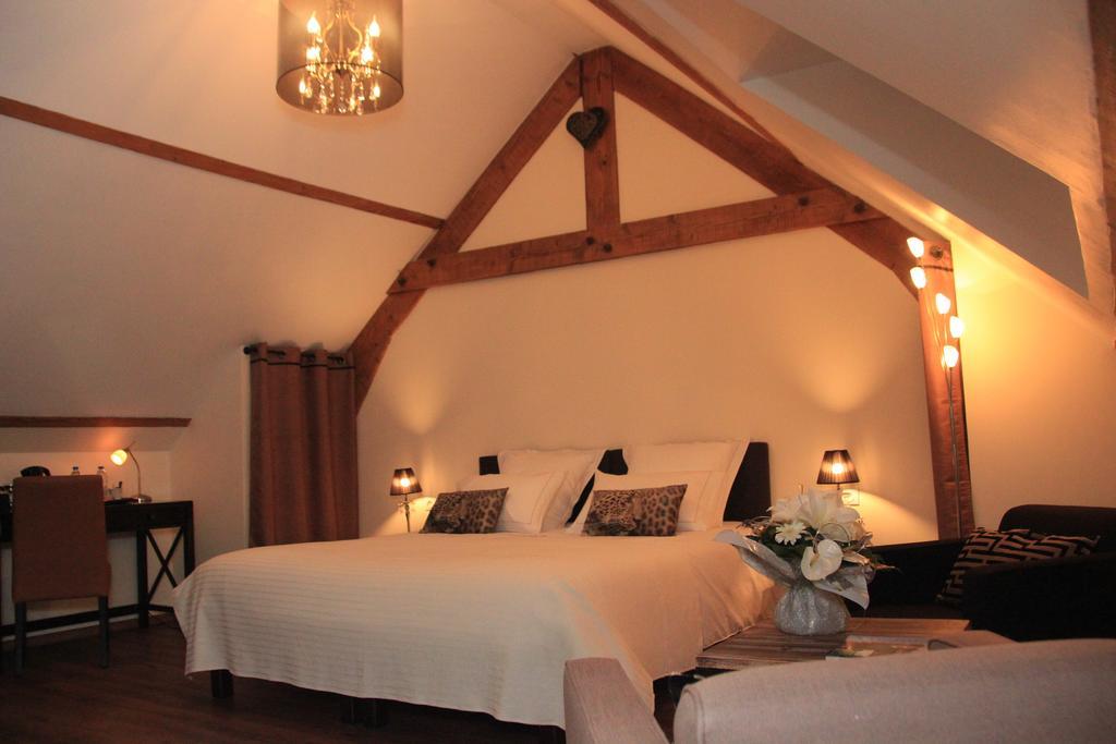 Au Coeur Des Hôtes Steenvoorde Zimmer foto