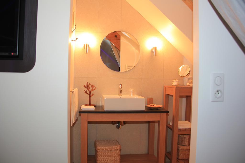 Au Coeur Des Hôtes Steenvoorde Zimmer foto